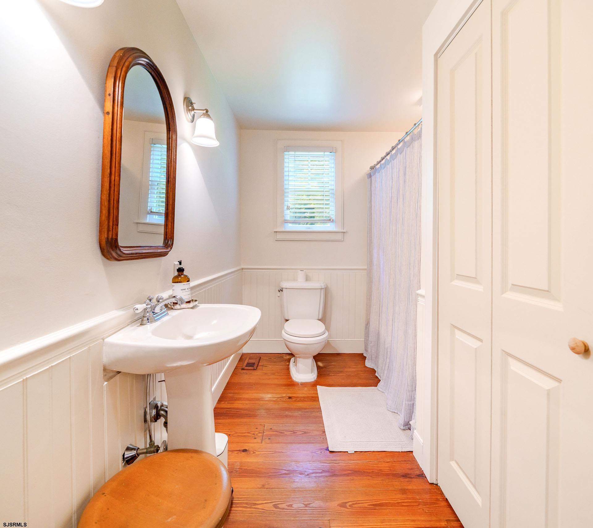 205 North Shore Road Marmora, NJ 08223 - Photo 13 of 38