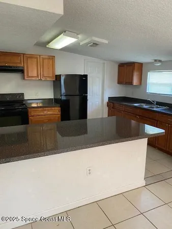 $1,900 | 907 Espanola Way, Melbourne, FL 32901