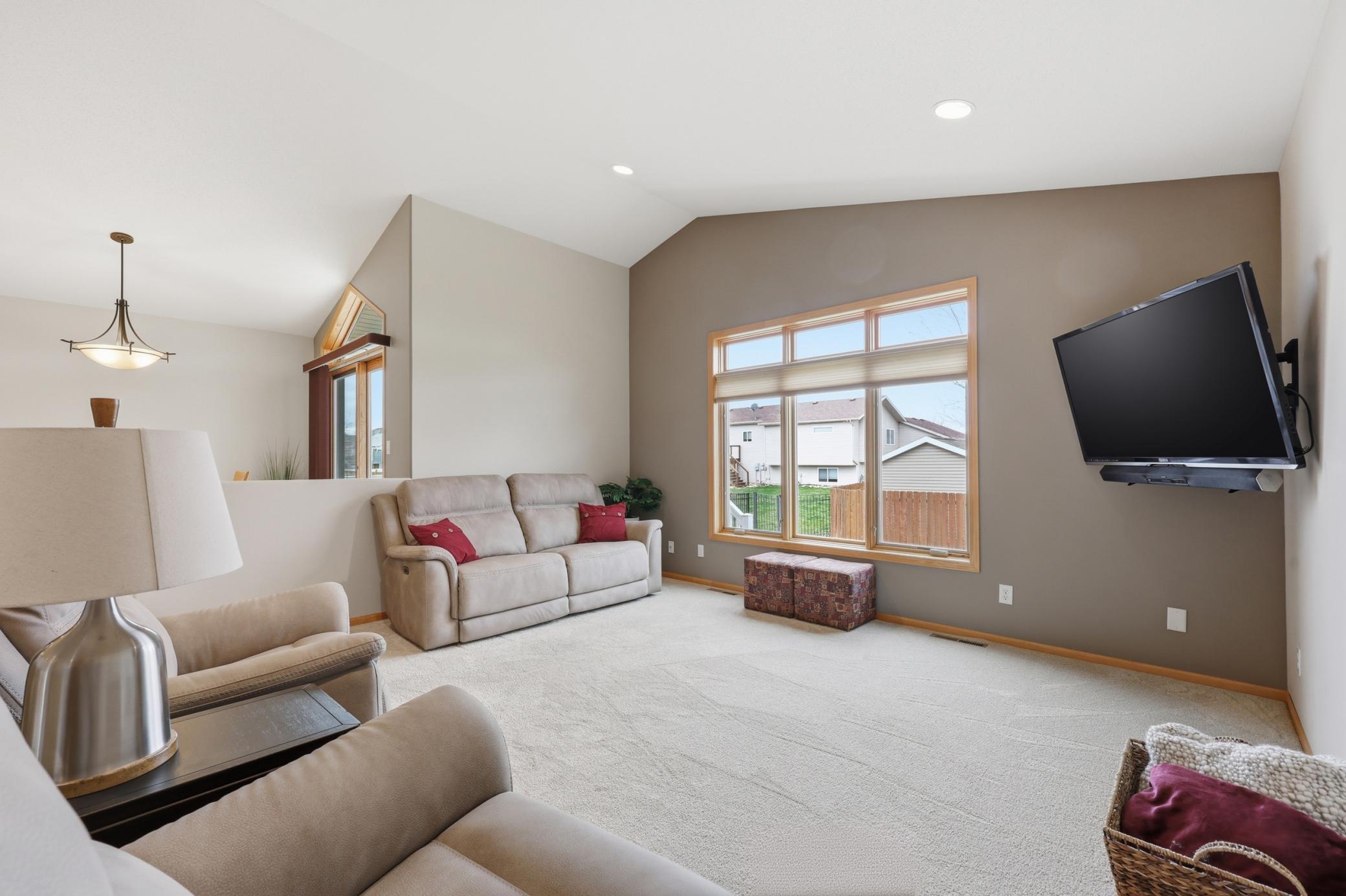 4875 43rd Street South Fargo, ND 58104 - Photo 13 of 53