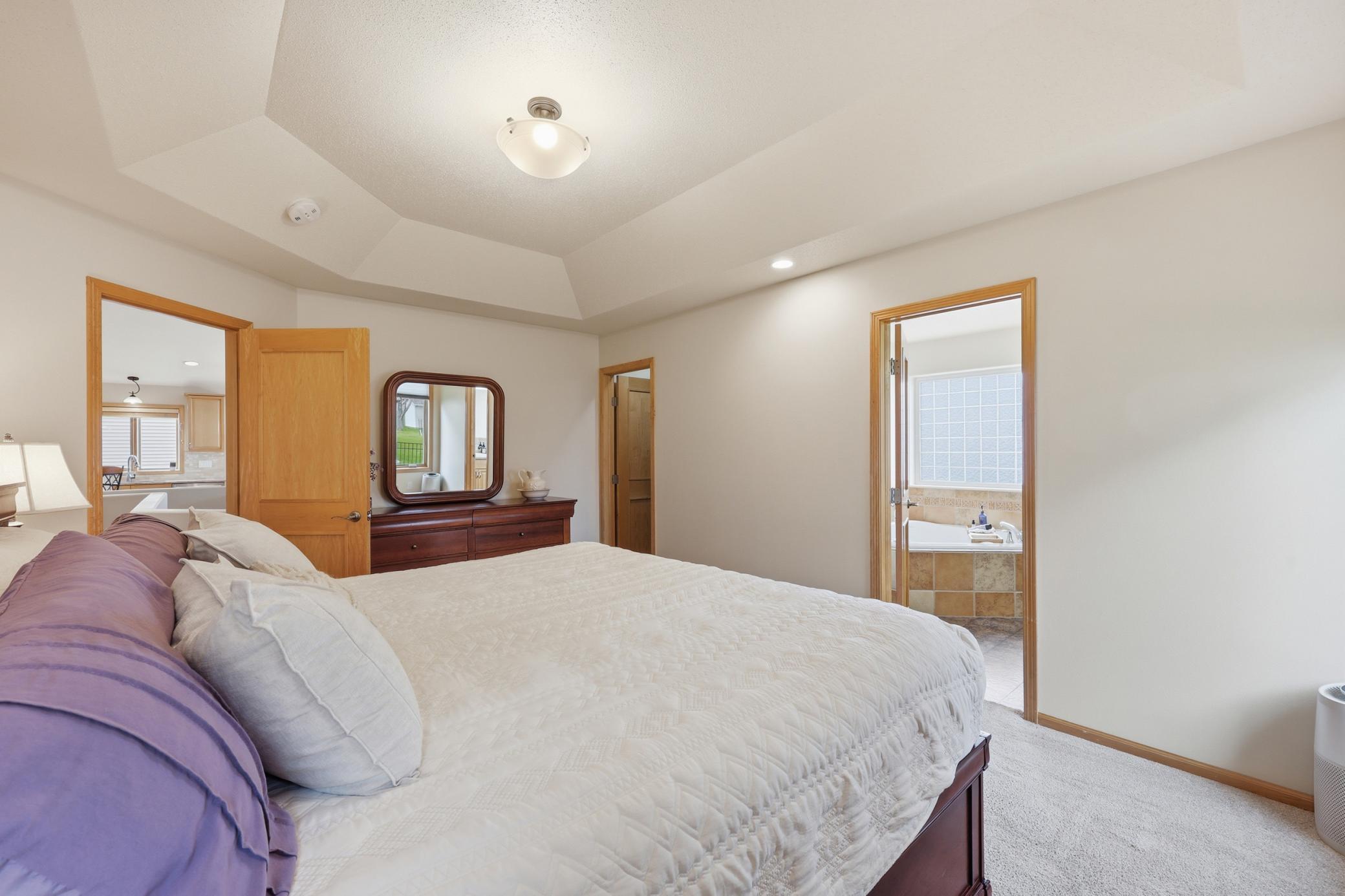 4875 43rd Street South Fargo, ND 58104 - Photo 17 of 53