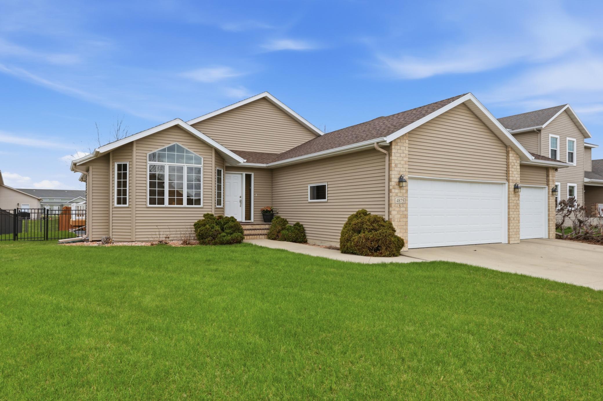 4875 43rd Street South Fargo, ND 58104 - Photo 2 of 53