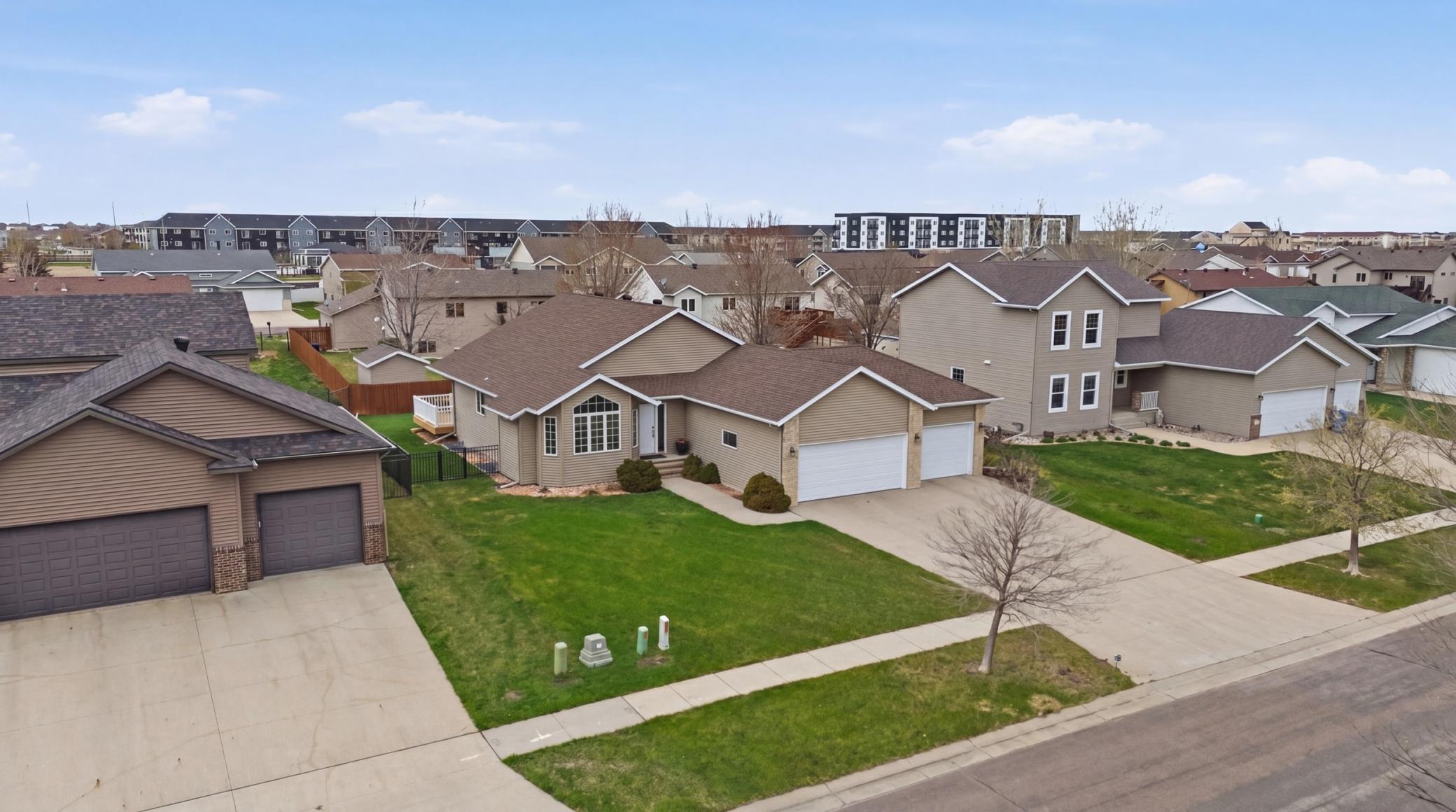 4875 43rd Street South Fargo, ND 58104 - Photo 41 of 53