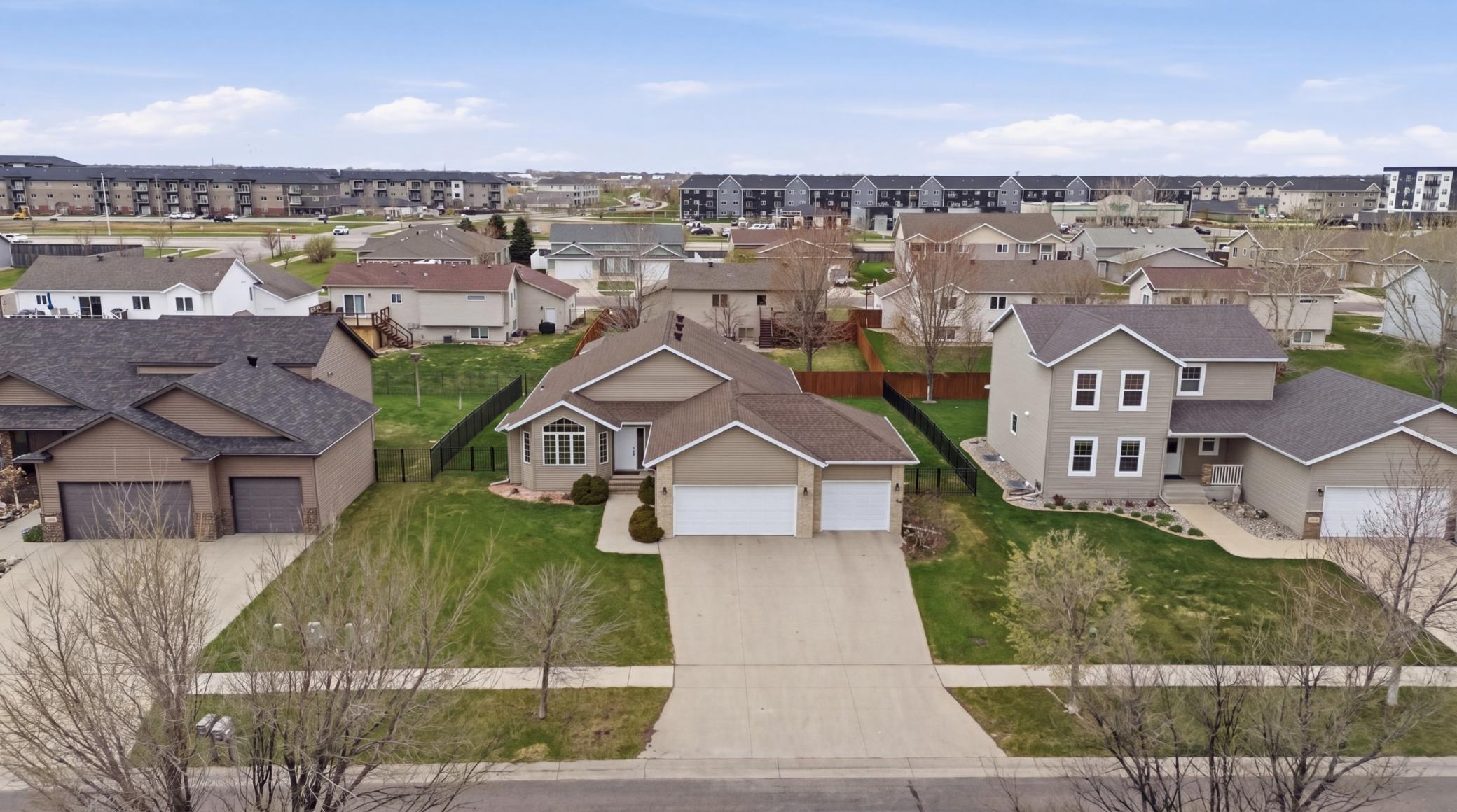 4875 43rd Street South Fargo, ND 58104 - Photo 42 of 53