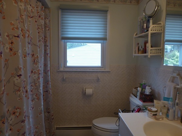 5 Stoneham Road Worcester, MA 01604 - Photo 12 of 15 Gallery Image 12