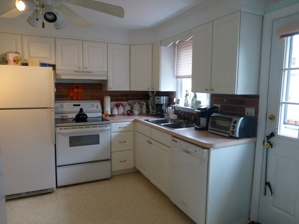 5 Stoneham Road Worcester, MA 01604 - Photo 6 of 15 Gallery Image 6