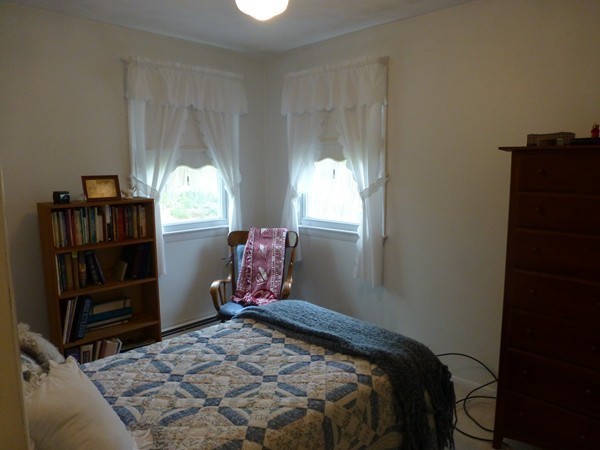 5 Stoneham Road Worcester, MA 01604 - Photo 9 of 15 Gallery Image 9