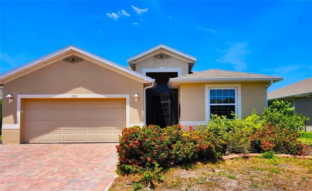 $460,000 | 5229 Canyonland Way, Venice, FL 34293