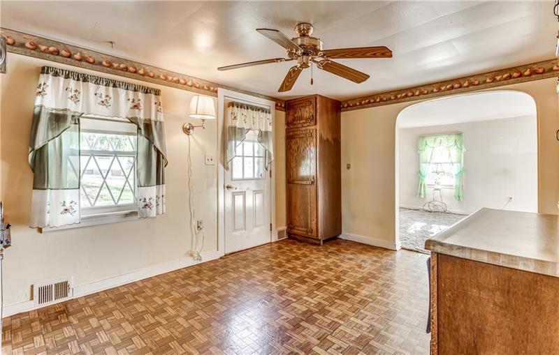 1011 Government Road Irwin, PA 15642 - Photo 4 of 21 Gallery Image 4