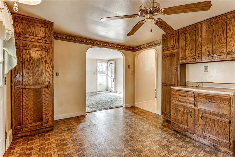 1011 Government Road Irwin, PA 15642 - Photo 7 of 21 Gallery Image 7