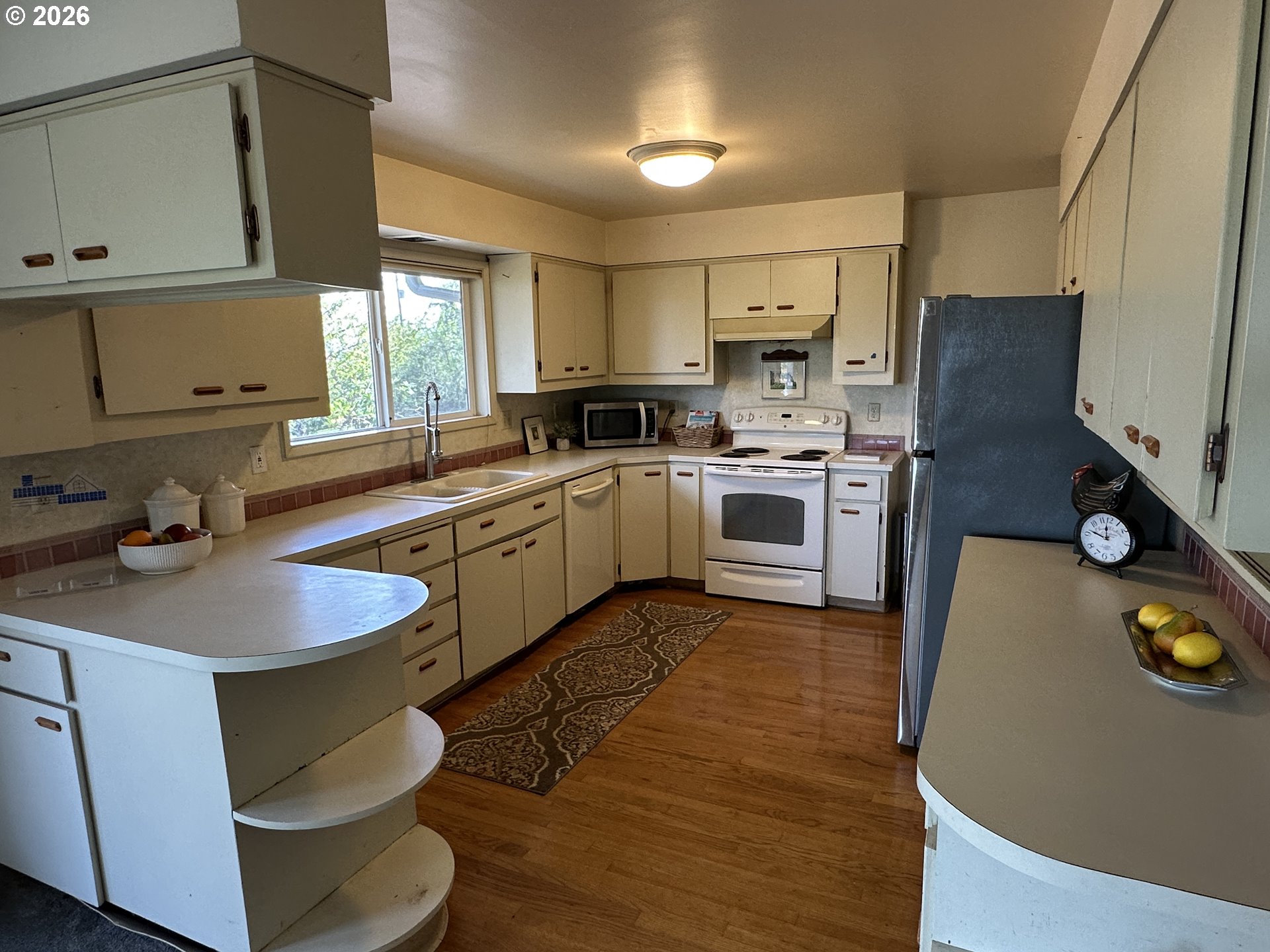 20431 Southwest Edy Road Sherwood, OR 97140 - Photo 16 of 29