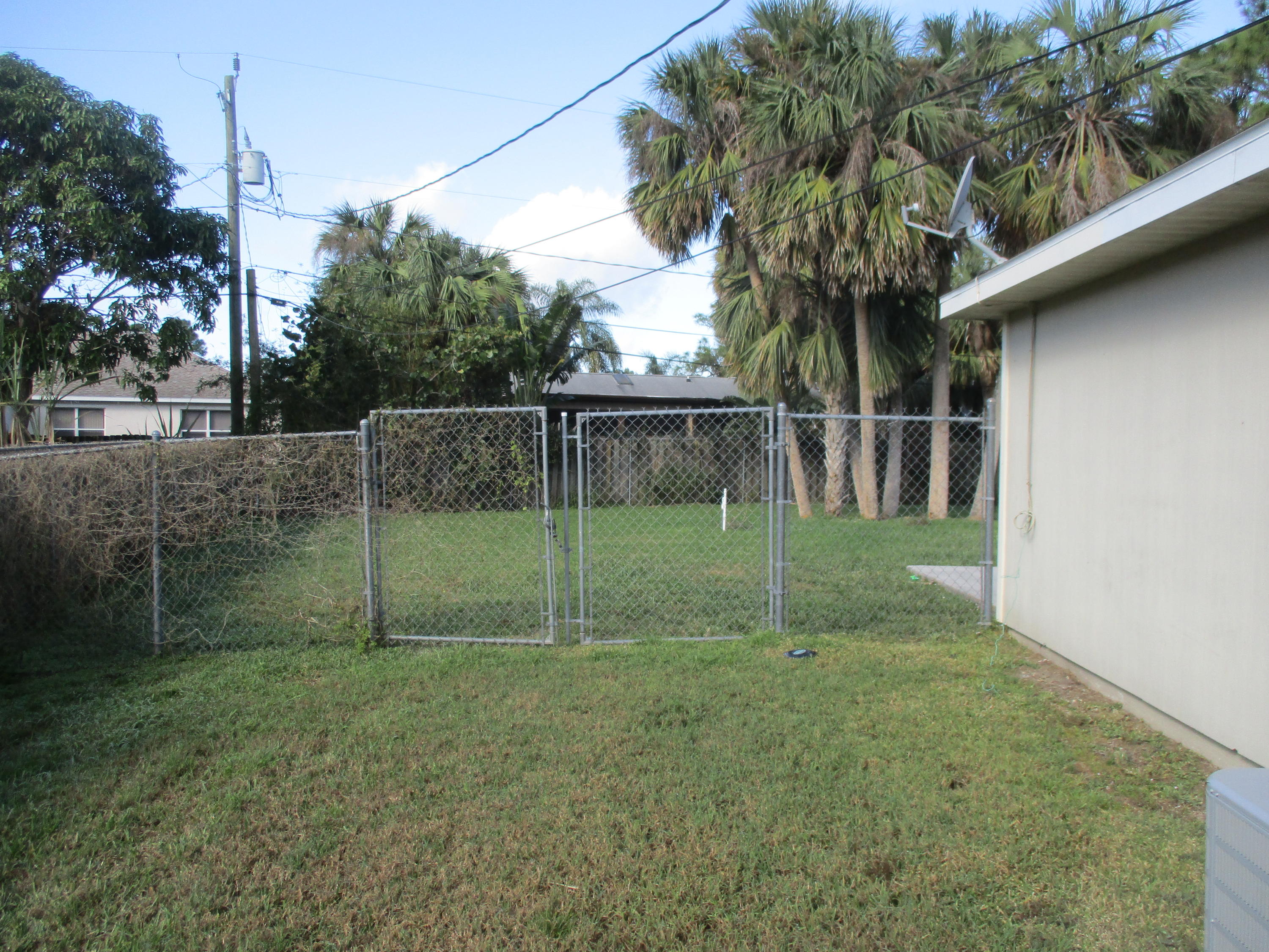 901 Southwest Harvard Road Port St. Lucie, FL 34953 - Photo 3 of 18 Harvard 002