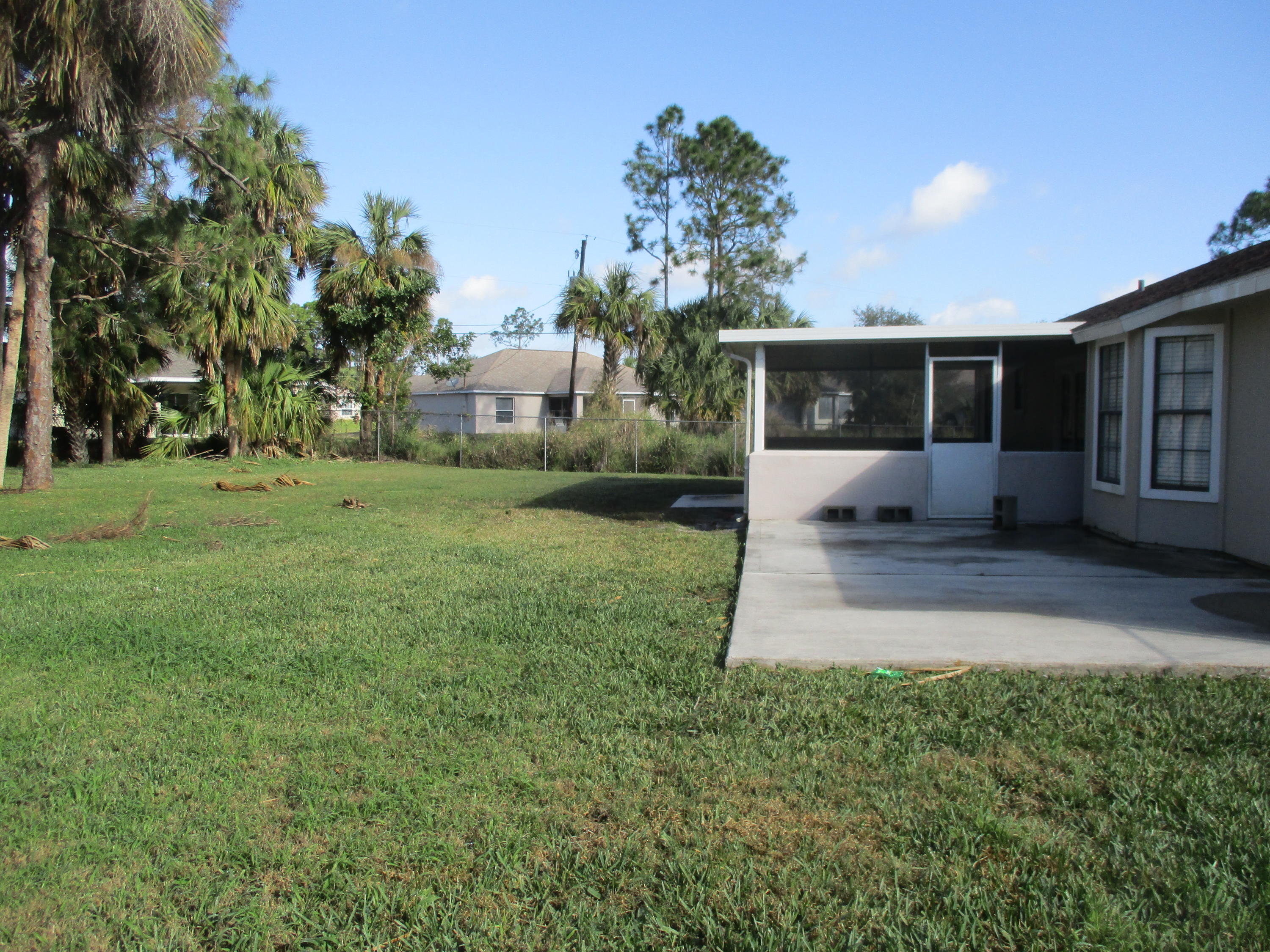 901 Southwest Harvard Road Port St. Lucie, FL 34953 - Photo 7 of 18 Harvard 003