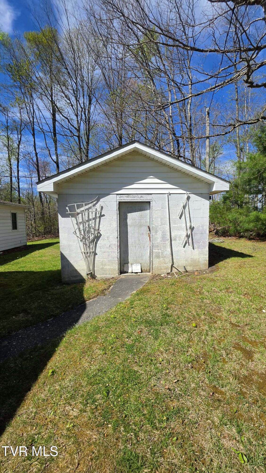 10841 Cox Road Wise, VA 24293 - Photo 8 of 24 7