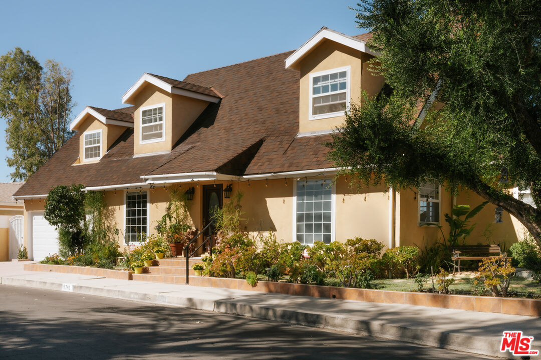 5741 Rolling Road Woodland Hills, CA 91367 - Photo 1 of 36