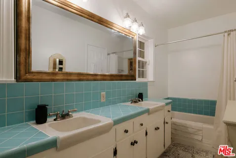 $1,555,000 | 5741 Rolling Road, Woodland Hills, CA 91367