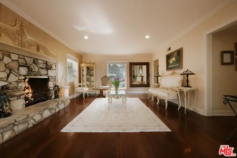 $1,555,000 | 5741 Rolling Road, Woodland Hills, CA 91367