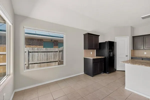 $2,100 | 8217 Spotted Doe Drive, Fort Worth, TX 76179