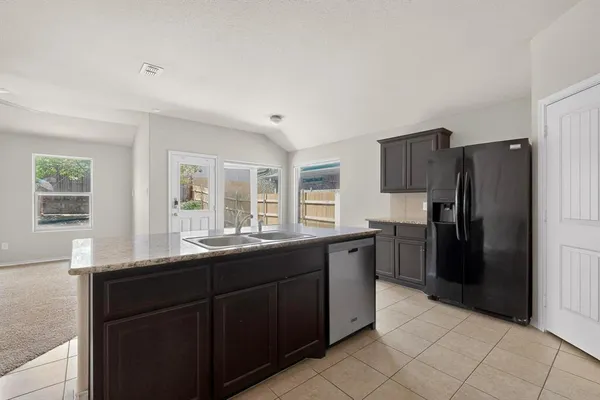 $2,100 | 8217 Spotted Doe Drive, Fort Worth, TX 76179
