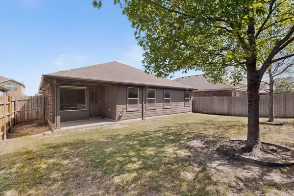 $2,100 | 8217 Spotted Doe Drive, Fort Worth, TX 76179