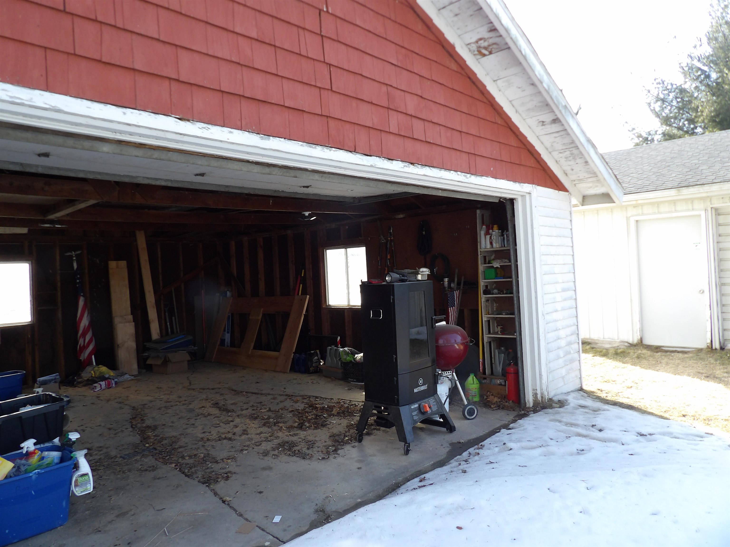 7890 Townline Road Bridgeport, MI 48722 - Photo 13 of 15 Gallery Image 13
