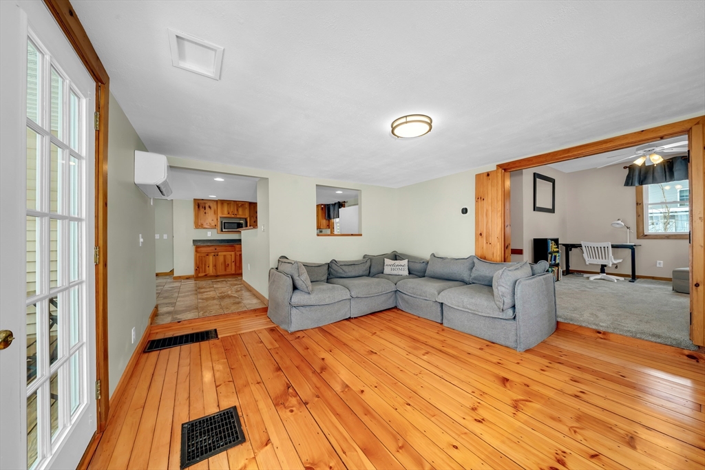 27 Tyng Road Tyngsborough, MA 01879 - Photo 9 of 23