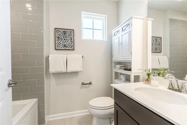 $479,900 | 21 Keuka Lane, Canandaigua City, NY 14424