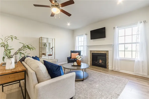 $479,900 | 21 Keuka Lane, Canandaigua City, NY 14424