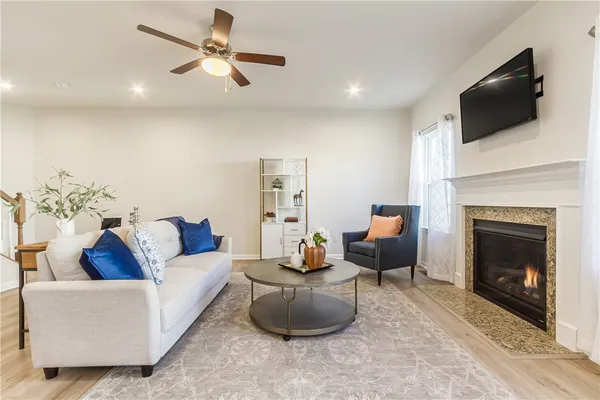 $479,900 | 21 Keuka Lane, Canandaigua City, NY 14424