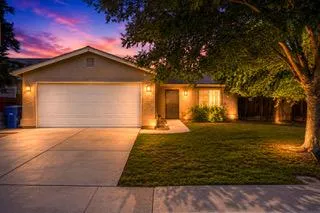 $325,000 | 2166 McCurdy Street, Dos Palos, CA 93620