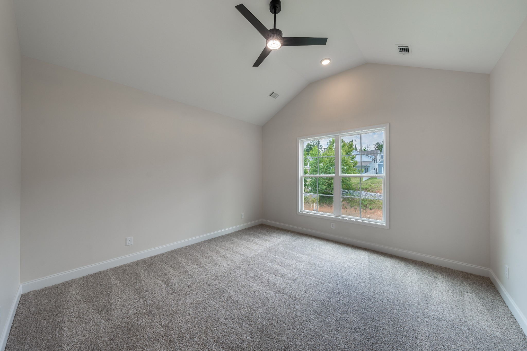 579 Centre Street Pleasant View, TN 37146 - Photo 28 of 36 an empty room with a window