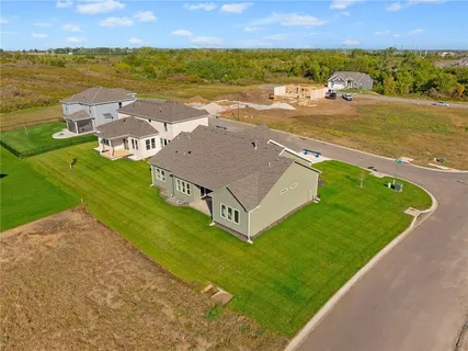 $637,000 | 25003 West 89th Terrace, Lenexa, KS 66227