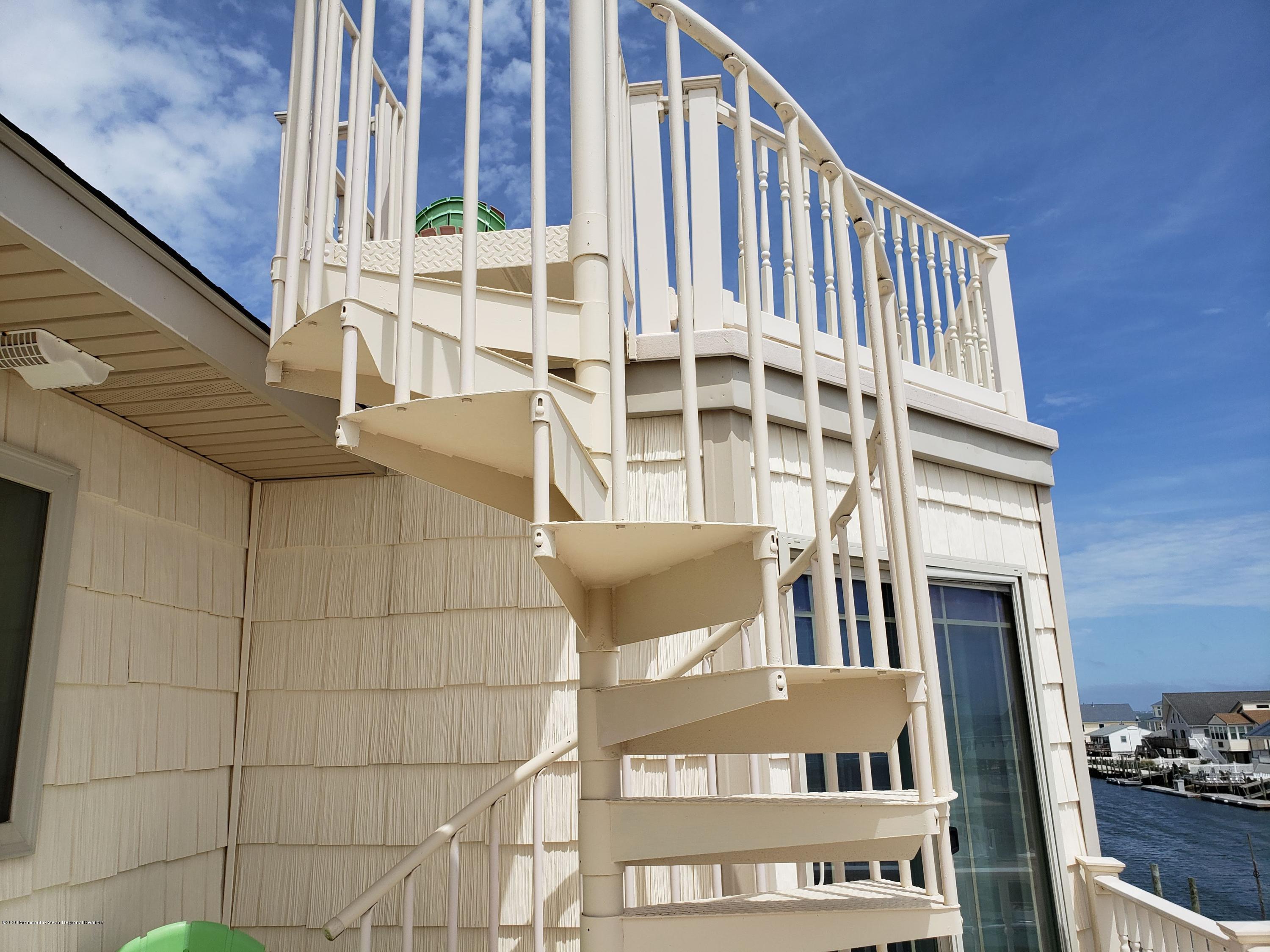 214 Heron Road Tuckerton, NJ 08087 - Photo 27 of 31 a view of a building
