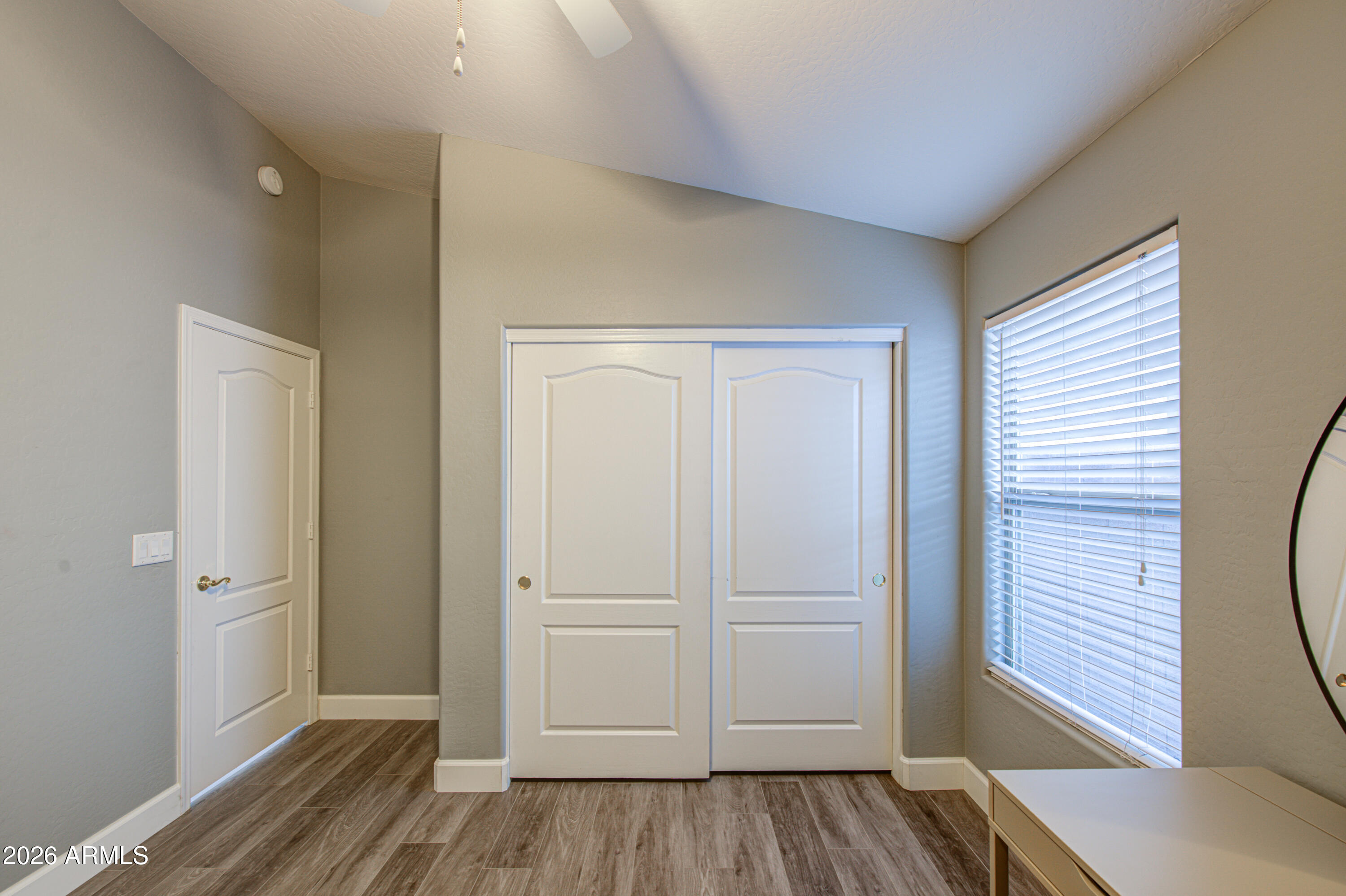9130 West Riverside Avenue Tolleson, AZ 85353 - Photo 22 of 31 Bedroom 3-pic 2