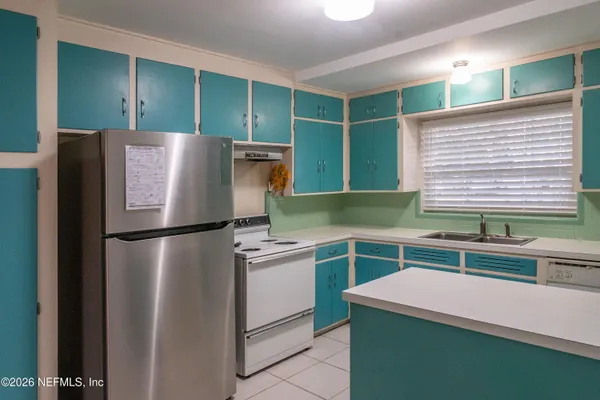 $2,300 | 4128 Torino Place, Jacksonville, FL 32244