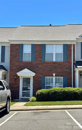 $1,575 | 2148 Sail Pointe Lane, Denver, NC 28037