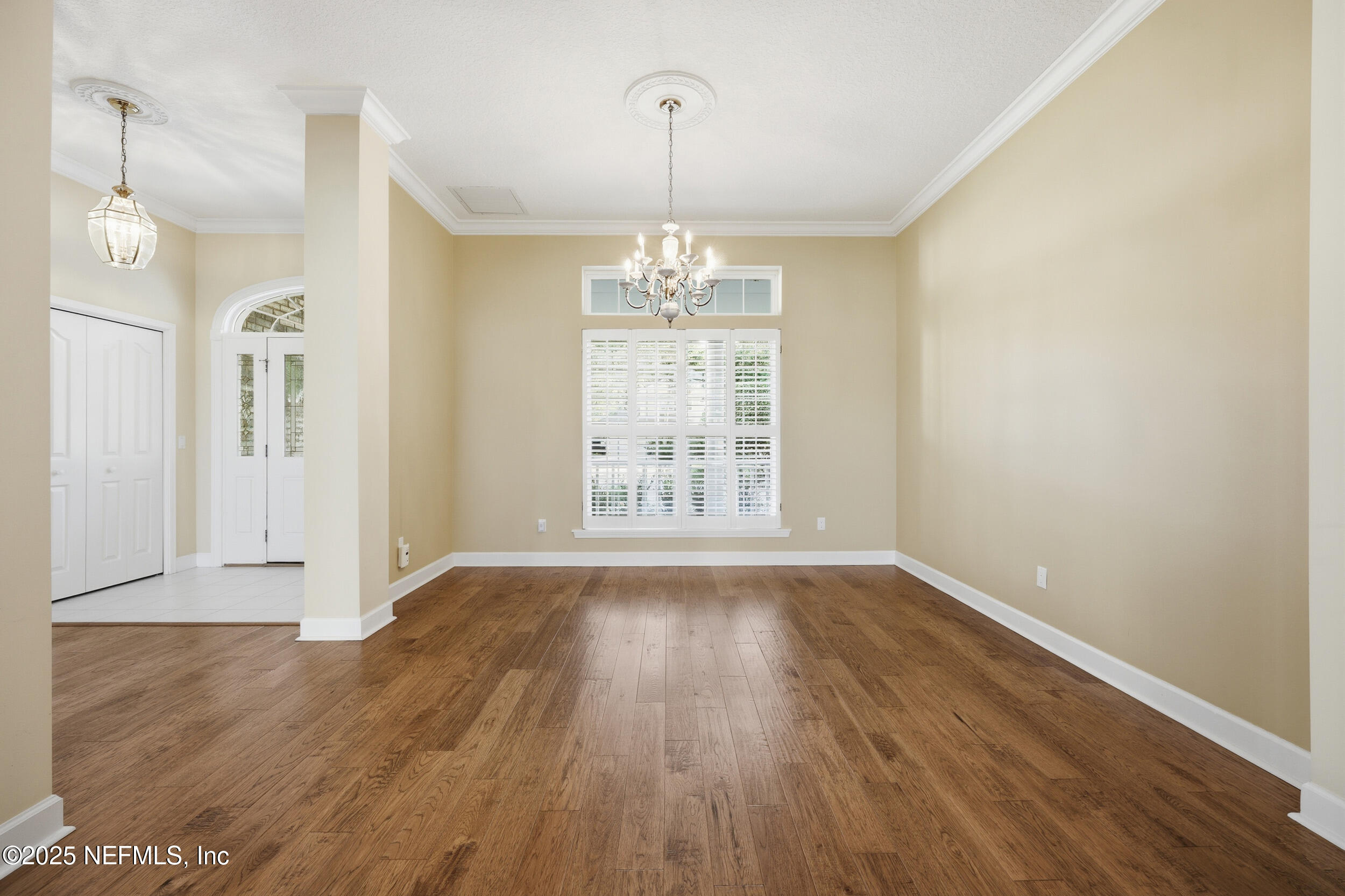 2332 Fiddlers Lane Atlantic Beach, FL 32233 - Photo 13 of 56 a view of livingroom with window
