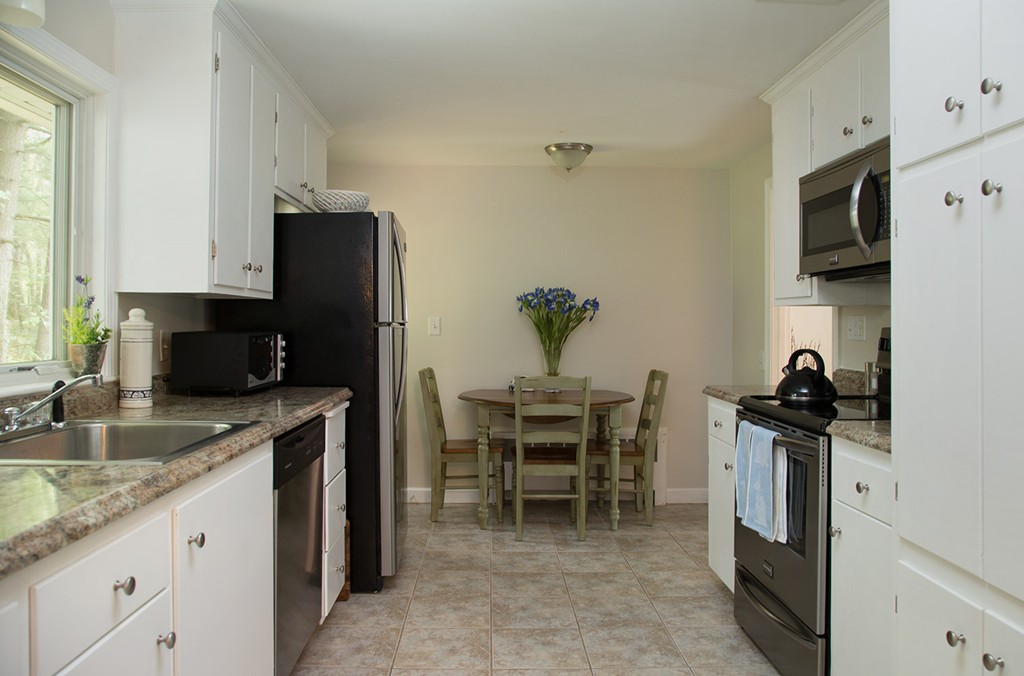 15 Granville Road Lincoln, MA 01773 - Photo 2 of 7 Gallery Image 2