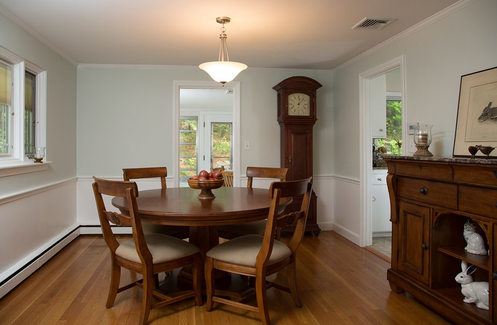 15 Granville Road Lincoln, MA 01773 - Photo 3 of 7 Gallery Image 3