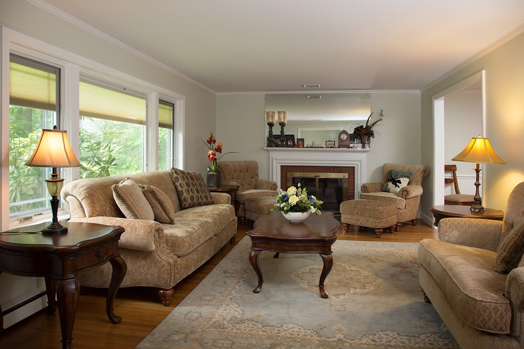 15 Granville Road Lincoln, MA 01773 - Photo 4 of 7 Gallery Image 4