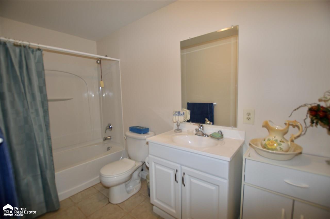 1468 Roods Lake Road Lapeer, MI 48446 - Photo 34 of 42 Lower Level Bath