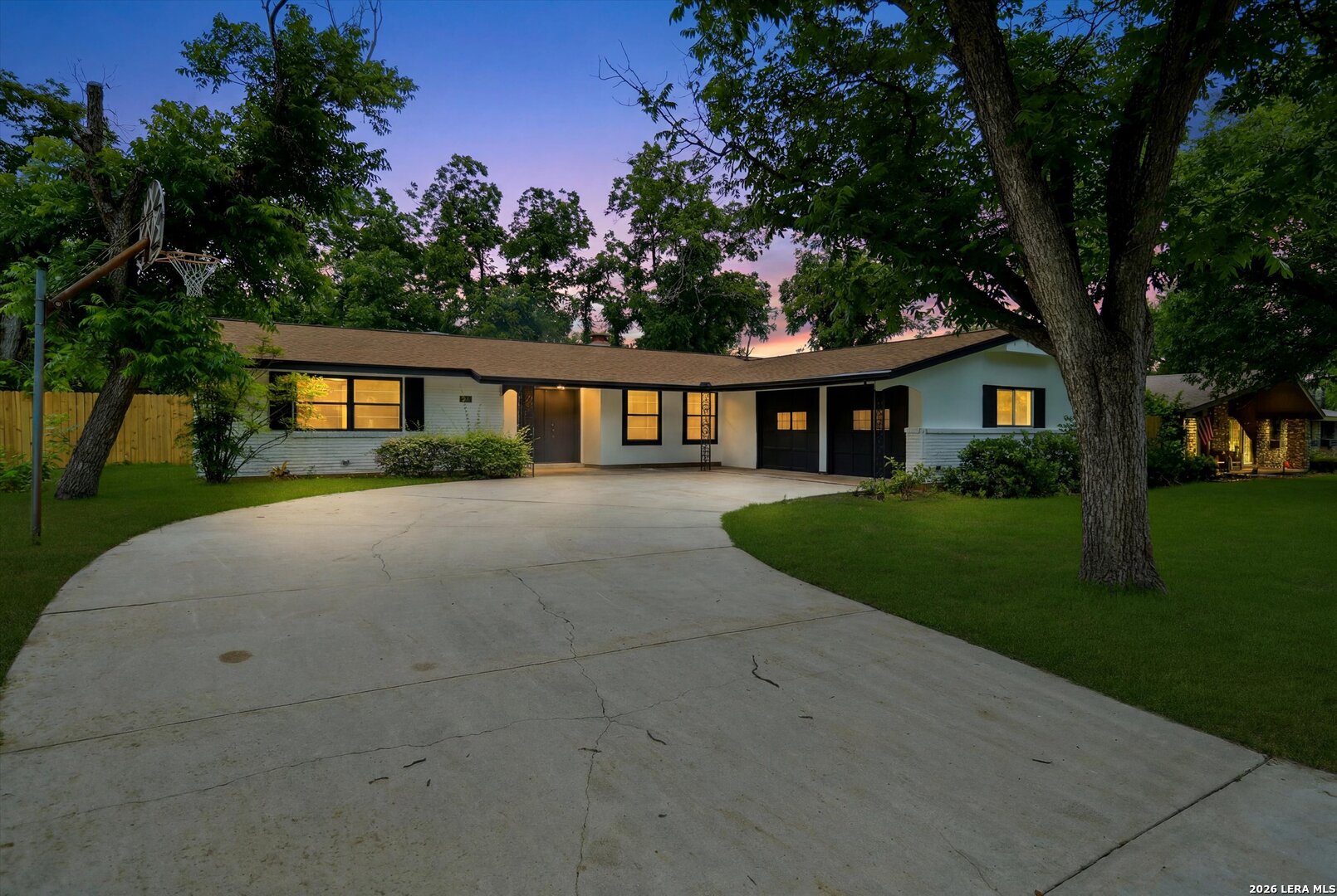 742 Winfield Circle Windcrest, TX 78239 - Photo 3 of 35