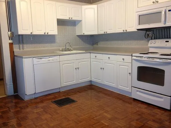 $369,900 | 1421 11th Avenue, Greeley, CO 80631