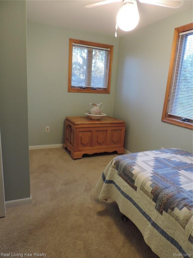 1880 Ruby Avenue Rochester, MI 48309 - Photo 28 of 37 Bedroom 3