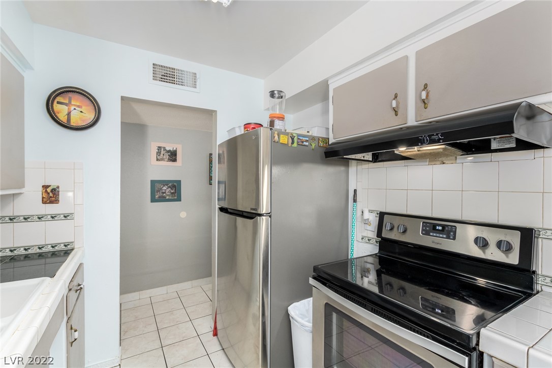 106 Walker Way Boulder City, NV 89005 - Photo 9 of 30