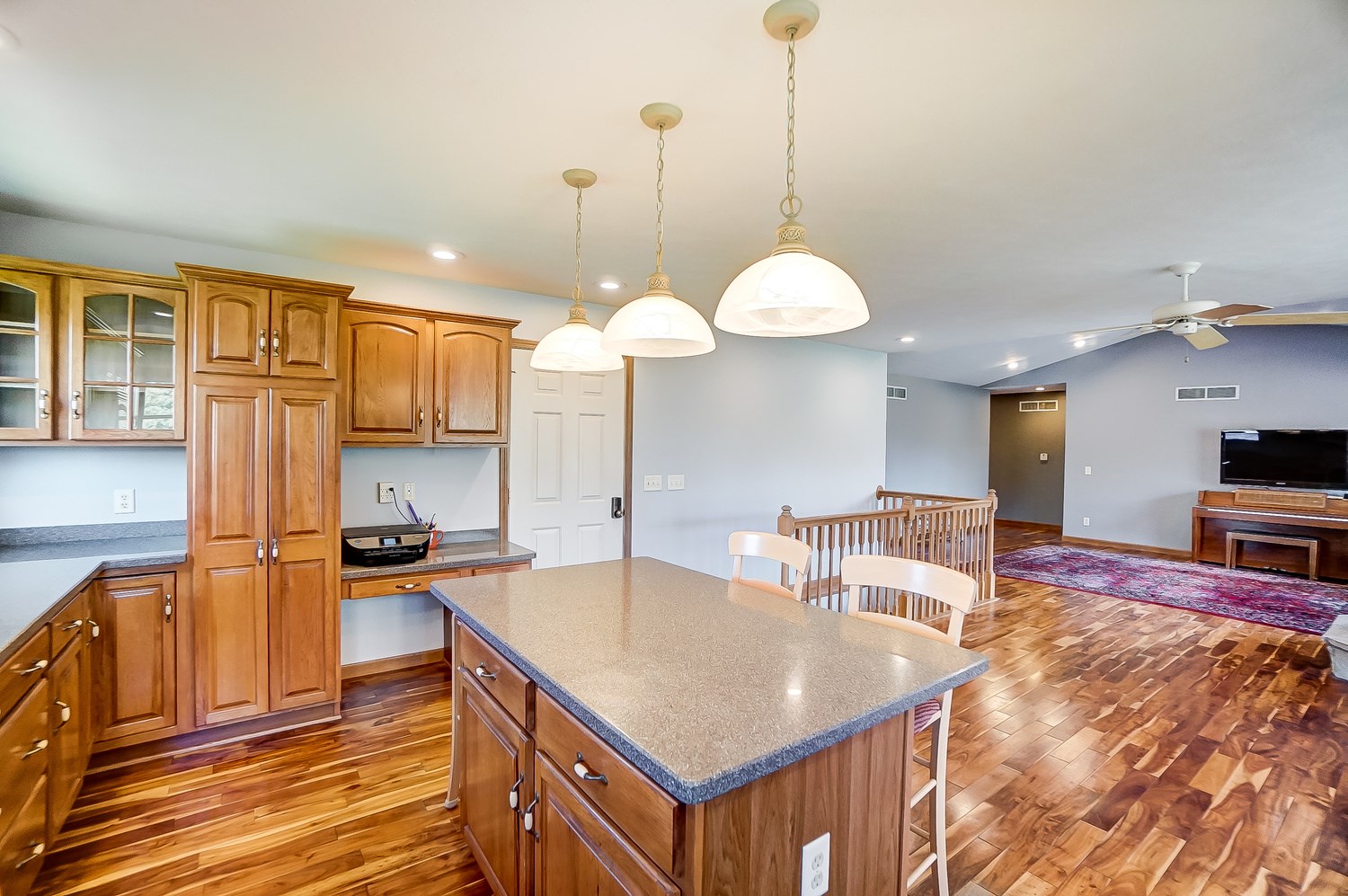 1618 West Briaridge Road Warsaw, IN 46580 - Photo 13 of 36 Gallery Image 13