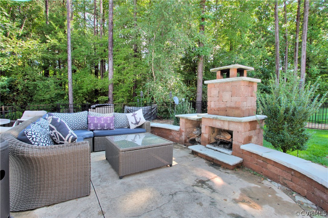 15818 Longlands Road Chesterfield, VA 23832 - Photo 9 of 50 Gallery Image 9
