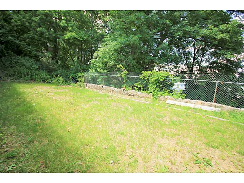 782 Bernon Street Woonsocket, RI 02895 - Photo 2 of 9 Yard/Garden.