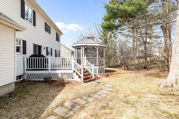 $829,000 | 248 Lawnwood Drive, Williston, VT 05495