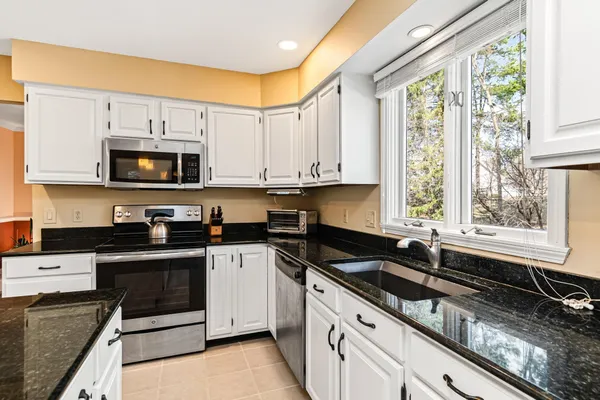 $829,000 | 248 Lawnwood Drive, Williston, VT 05495