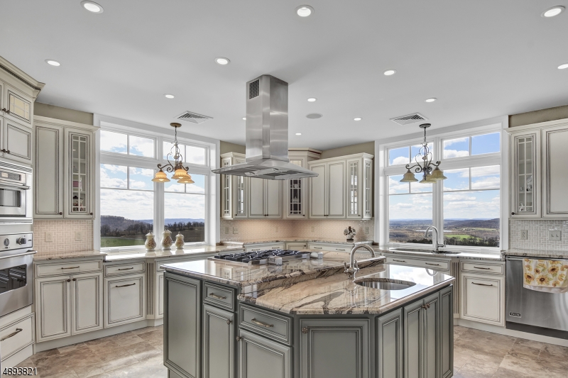 506 Mountain View Road West Asbury, NJ 08802 - Photo 4 of 25